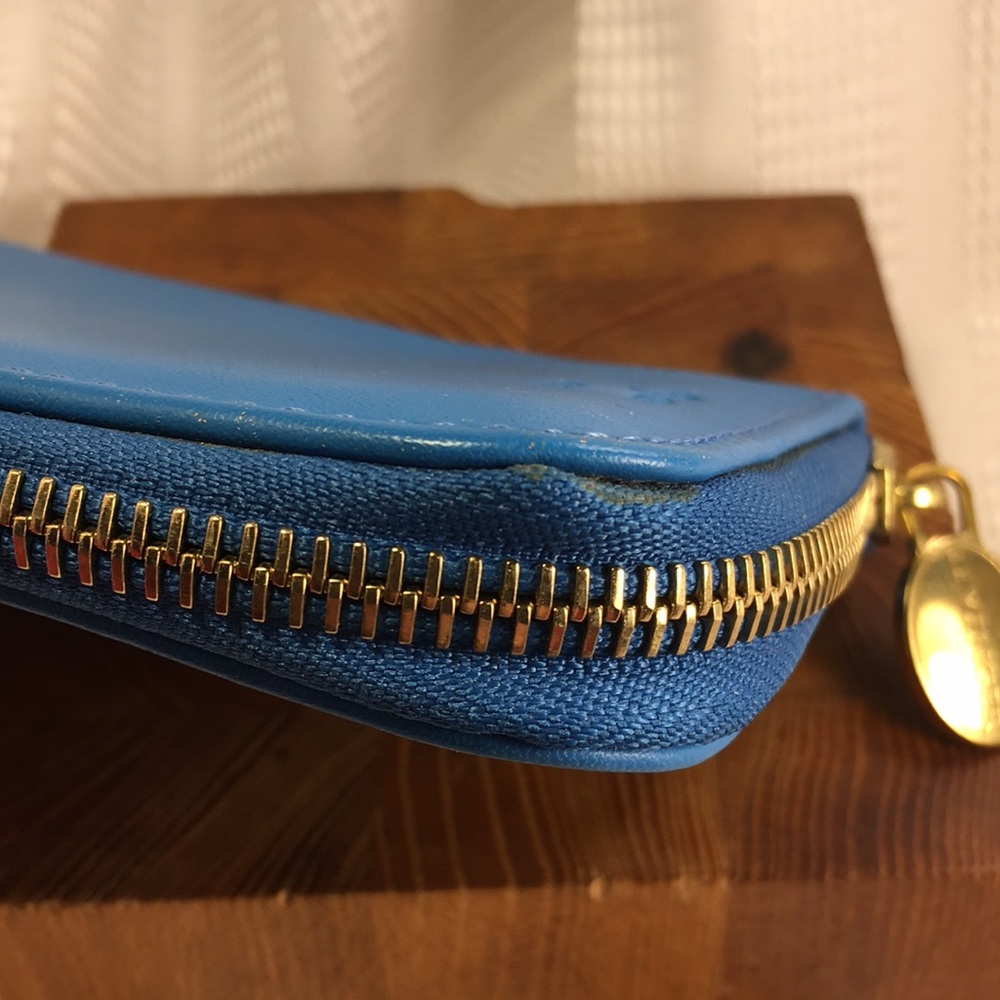 Levenger by Tusting leather ziparound wallet/pouch - Picture 8 of 8